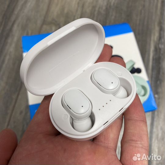 Беспроводные наушники bluetooth белые