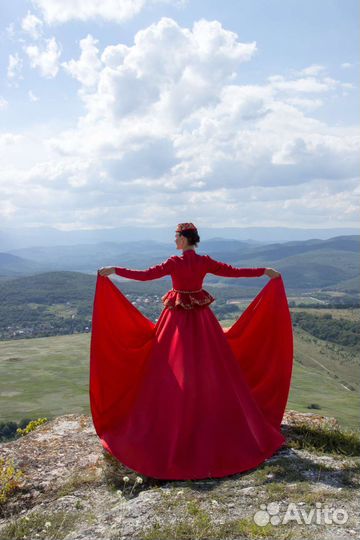 Национальный халат