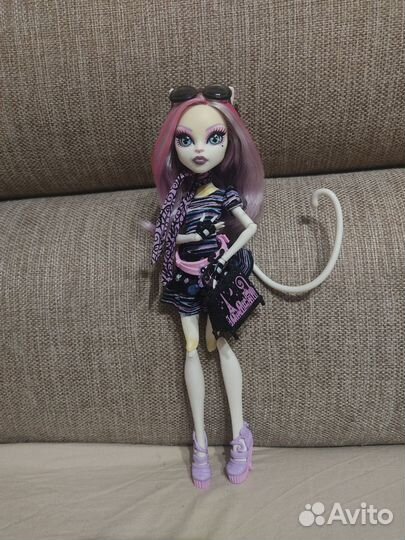 Monster high кукла Катрин Де Мяу с дефектами