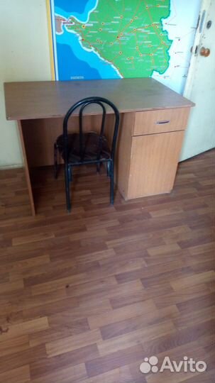 Стол письменный б/у