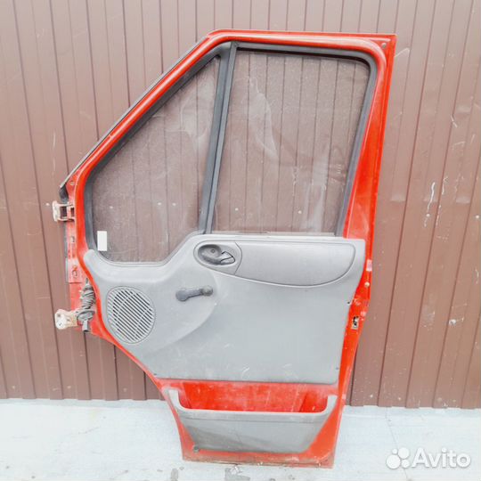 Дверь передняя правая Ford Transit 2000-2006