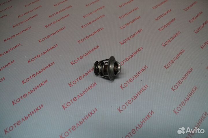 Nissan 21200-86J01 Термостат 82C