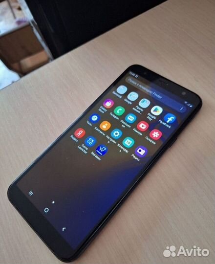 Samsung Galaxy J4+ (2018), 2/32 ГБ