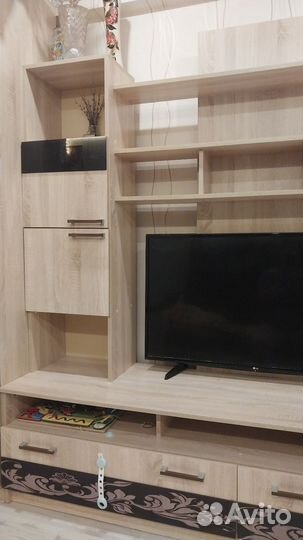 Стенка в гостиную