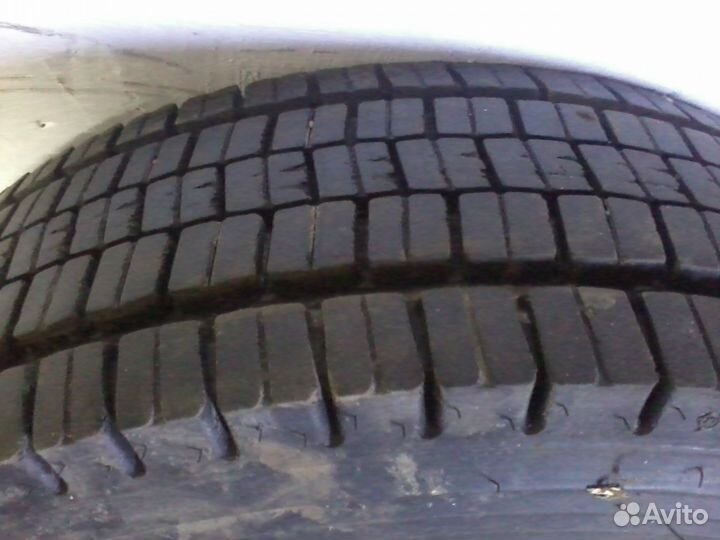 Dunlop SP 44J 215/75 R17