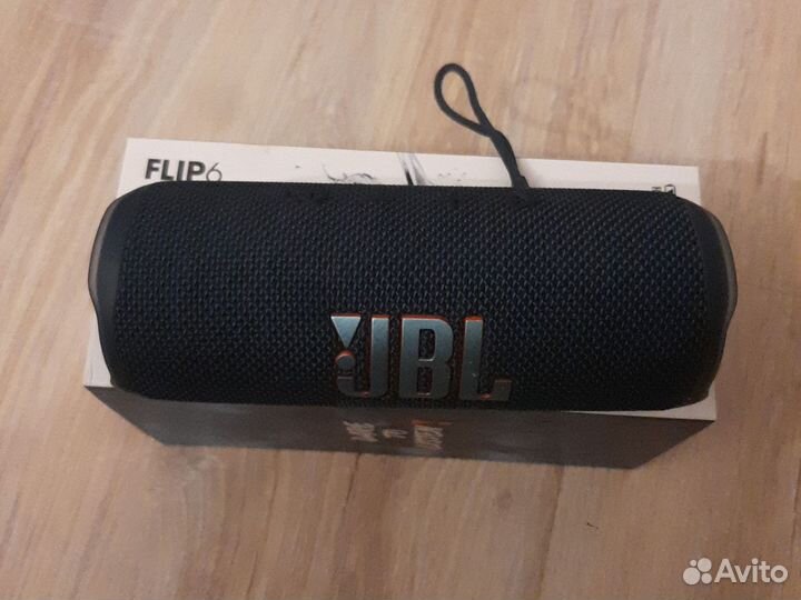 Колонка jbl