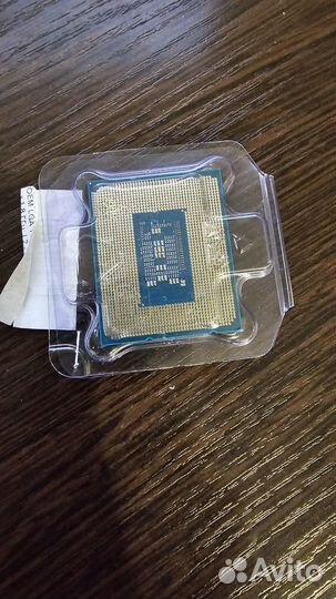 Процессор i3 12100f