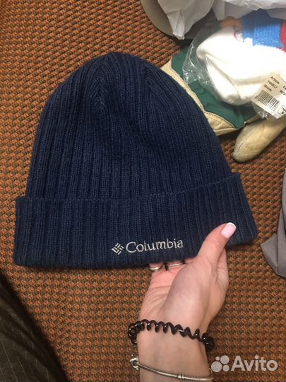 Шапка Columbia для доставки