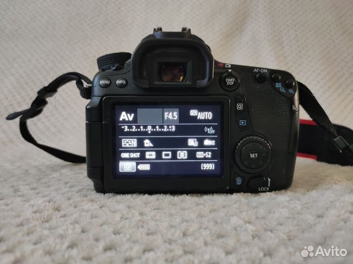 Фотоаппарат Canon EOS 70D EF-S 18-135 1:3,5-5,6 IS
