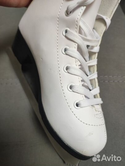 Коньки фигурные 33размер