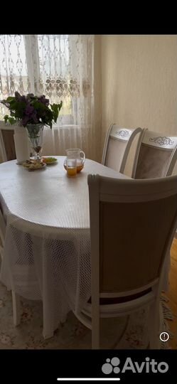 Продается стол б/у