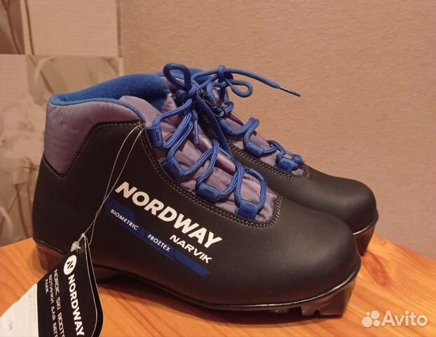 Лыжные ботинки 37,5 размер, новые