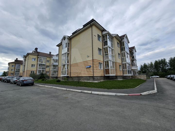 1-к. квартира, 37,1 м², 1/3 эт.