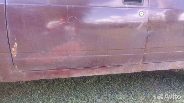 ВАЗ 2107 1.6 МТ, 2009, битый, 17 000 км