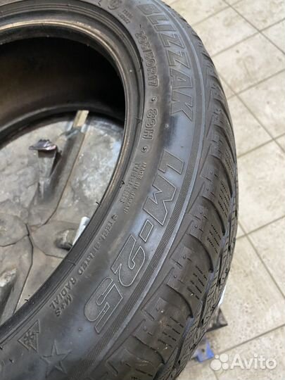 Hankook Winter I'Cept IZ2 205/50 R17