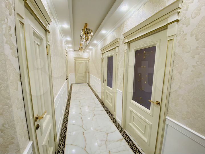 3-к. квартира, 99 м², 9/28 эт.