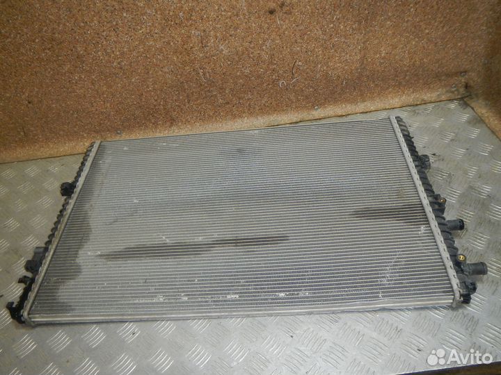 Б/У Б/У Радиатор охлаждения дополнительный, Audi
