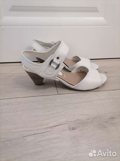 Босоножки женские 36 размер