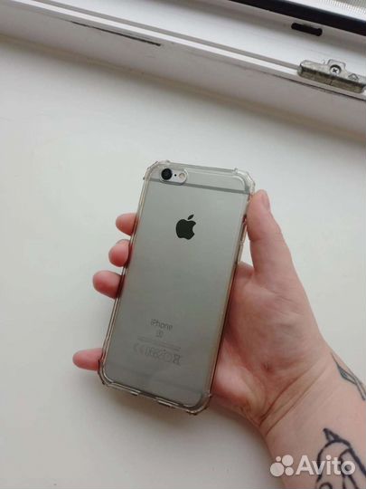 Телефон iPhone 6s