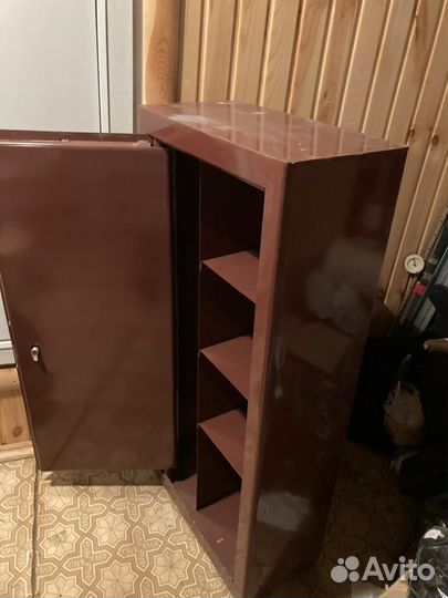 Шкаф металлический сейф