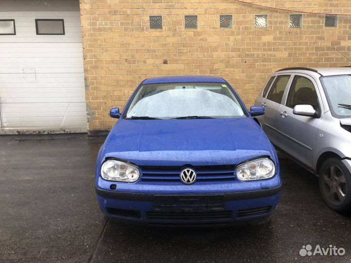 Фара левая Volkswagen Golf 4 2001 1J1941017K