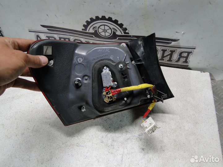 Фонарь задний правый Lexus GS450h 2007 3.5