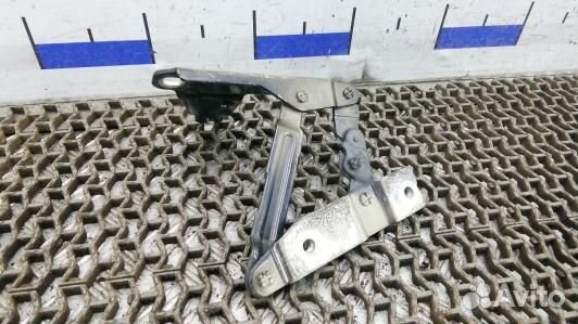 Петля капота seat altea 1 (4BR12D501)