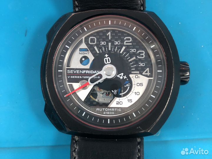 Sevenfriday SF-V3/01