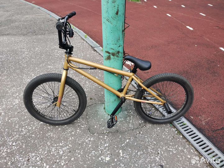 Трюковой велосипед bmx