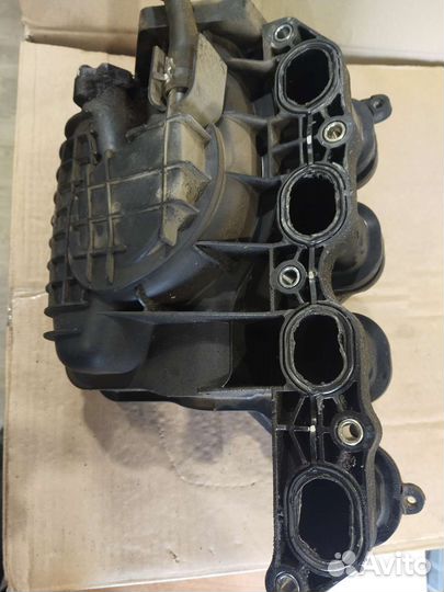 Впускной коллектор