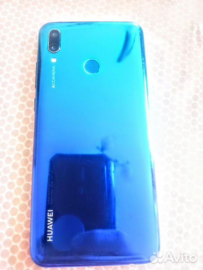 HUAWEI P Smart (2019), 3/32 ГБ