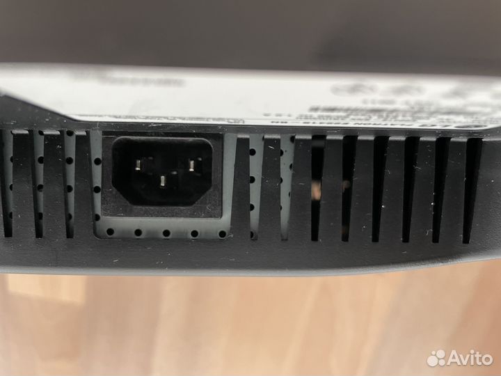 Монитор LG Flatron E2241S-BN