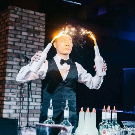 Бармен шоу, пирамида шампанского, велкам бар