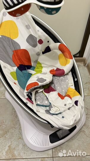 Электронный шезлонг-качели 4moms MamaRoo 3.0