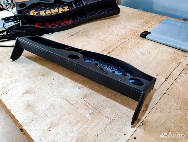 Столик евро на панель камаз с лого синий ромб