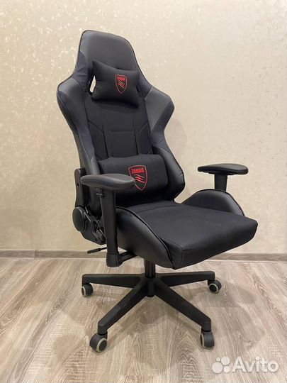 Кресло игровое черное Zombie Thunder 1