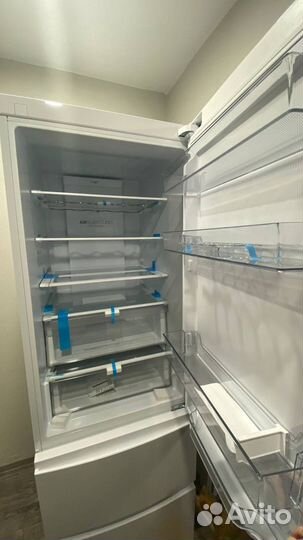 Холодильник haier