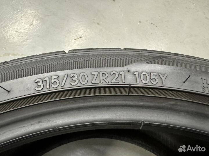 Toyo Proxes Sport 275/35 R21 и 315/30 R21 103Y