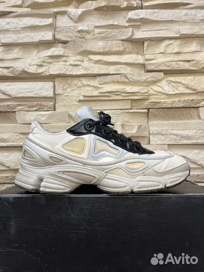 Raf simons ozweego 3 cream white