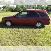 Toyota Corolla 1.3 MT, 1999, 272 200 км, с пробегом, цена 250 000 руб.