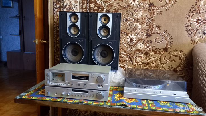 Музыкальный центр