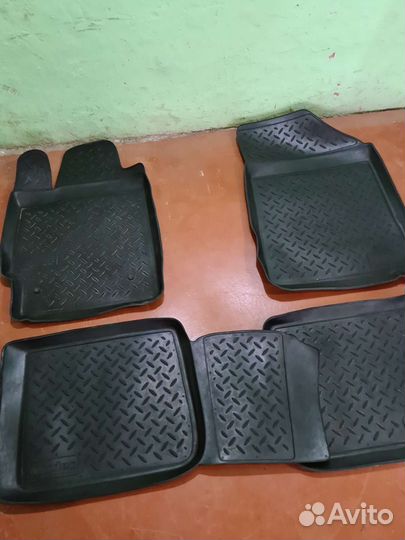 Полики Тойота камри V50