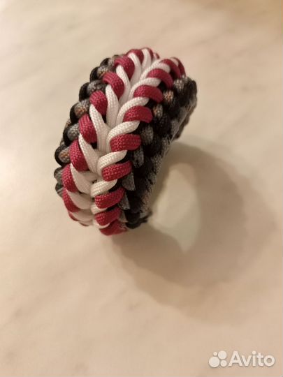 Браслет из паракорда550