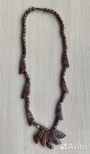 Ожерелье из натуральной яшмы