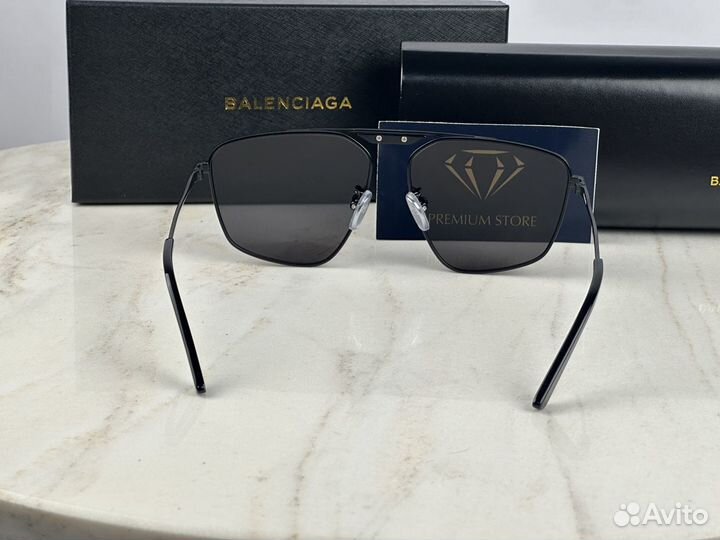 Очки Balenciaga