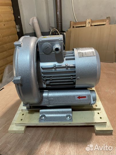 Вихревая воздуходувка