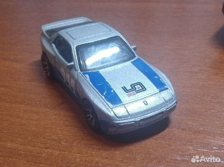 Машинки Hot Wheels