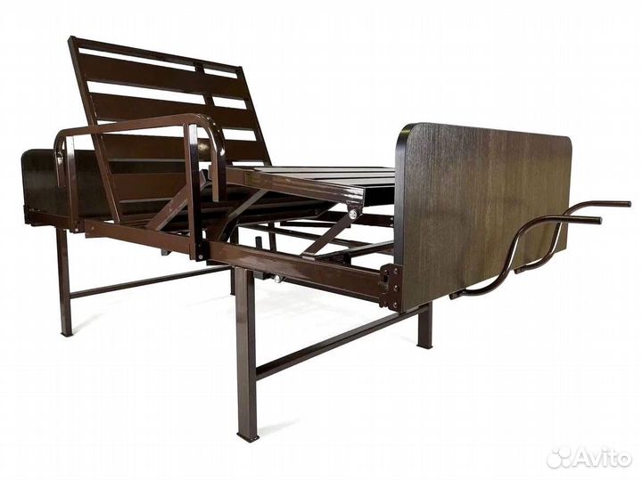 Медицинская кровать для лежачих больных