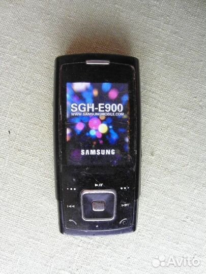 Телефон Samsung S5610