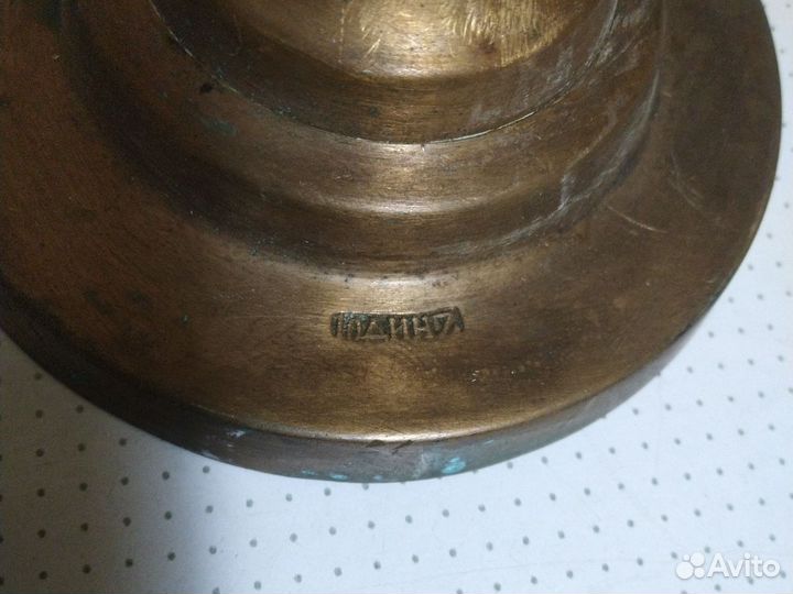 Подсвечник бронза